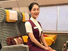 牛艺莹 现高等乘务列车员
