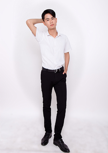 李忠良 现就业于阿联酋迪拜(图1)